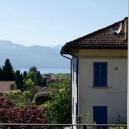 Casa Corten, Vista * Cerro (Laveno-Mombello)